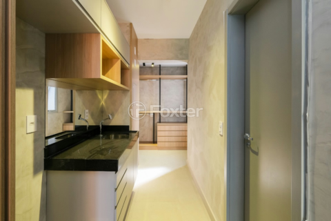 Image 8 - 918623