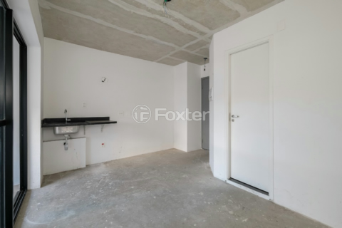 Image 3 - 918624