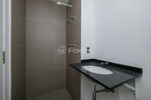 Image 7 - 918625
