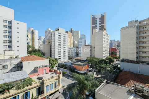Image 9 - 918631