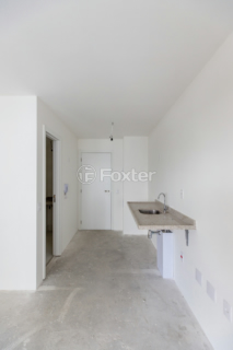 Image 6 - 918642