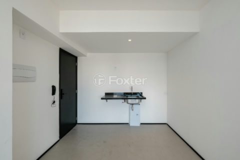 Image 3 - 918649