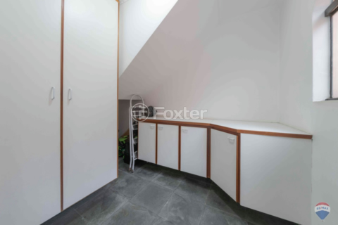 Image 21 - 918653