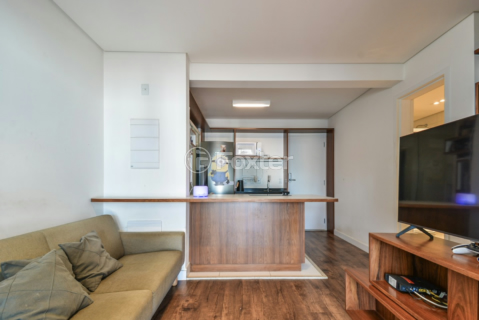 Image 4 - 918671
