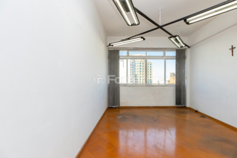 Image 4 - 918673