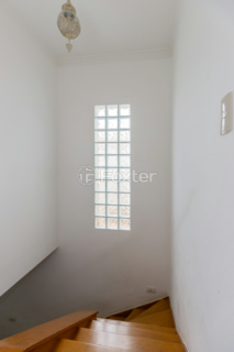 Image 8 - 918698