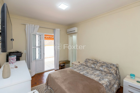 Image 10 - 918698