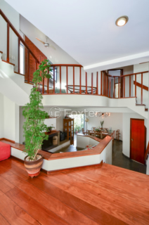 Image 3 - 918704
