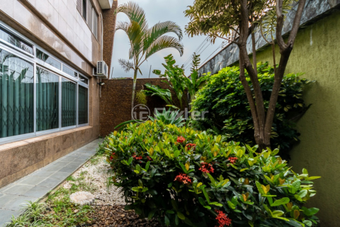 Image 100 - 918741