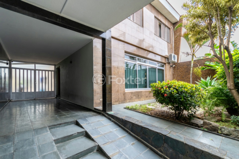 Image 103 - 918741