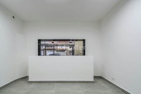 Image 5 - 918743