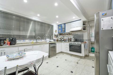 Image 16 - 918781