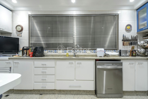 Image 19 - 918781