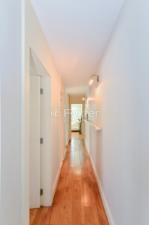 Image 12 - 918787