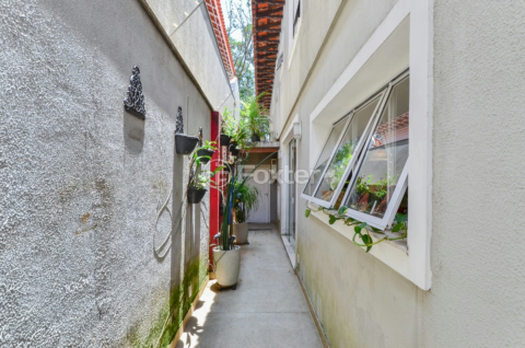 Image 32 - 918787