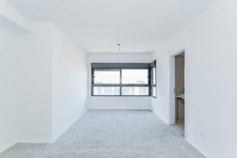 Image 19 - 918795