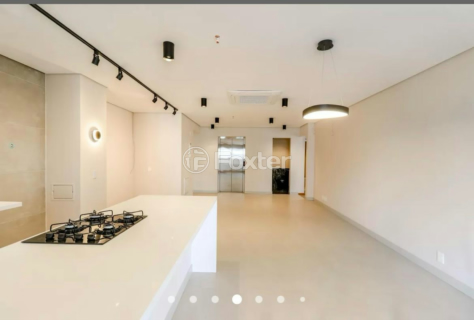 Image 3 - 918807