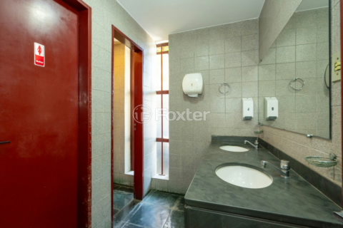 Image 4 - 918808