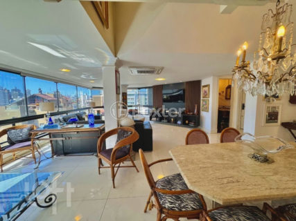 Image 3 - 918841