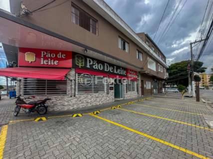 Image 15 - 918852