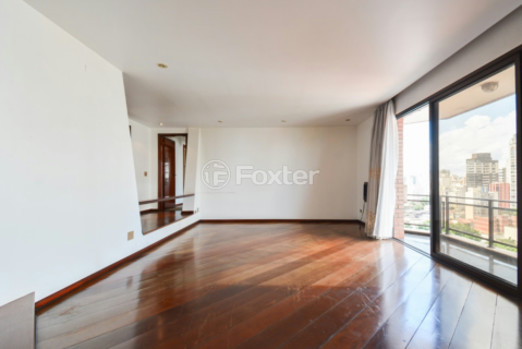 Image 1 - 918853