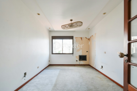 Image 33 - 918853