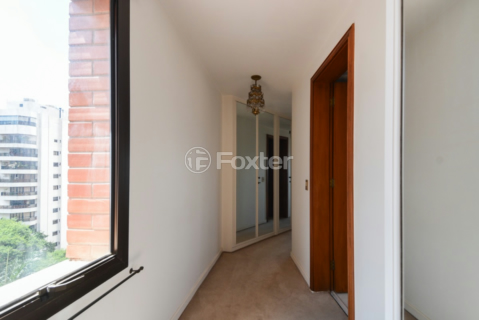 Image 42 - 918853