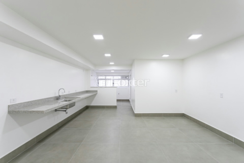 Image 17 - 918868