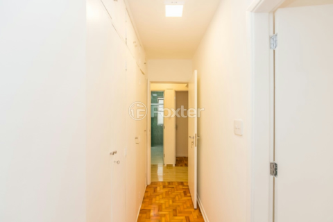 Image 8 - 918872