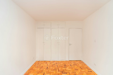 Image 18 - 918872