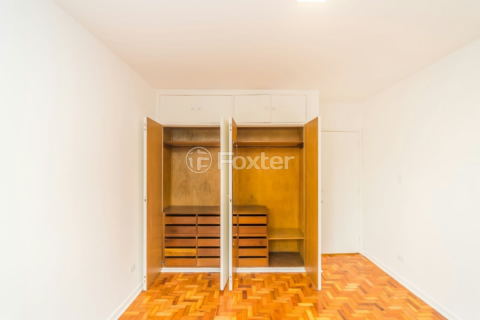 Image 19 - 918872