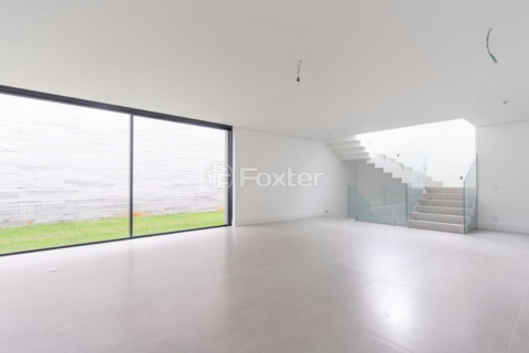 Image 4 - 918877