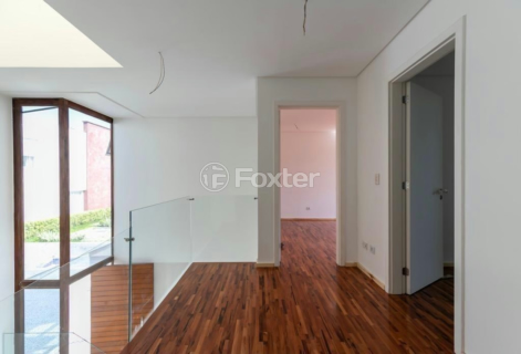 Image 19 - 918878