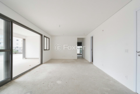 Image 1 - 918893