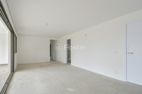 Image 2 - 918893