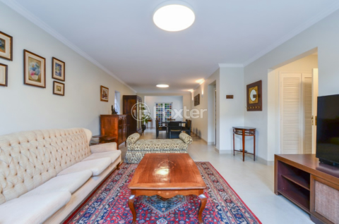 Image 4 - 918918