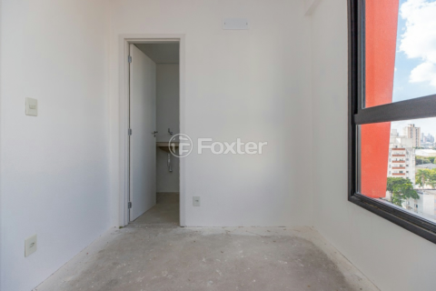 Image 8 - 918924