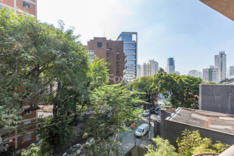 Image 19 - 918925