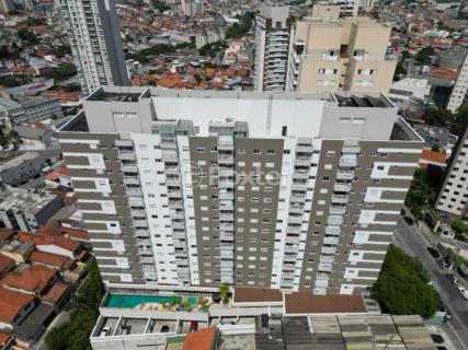 Image 28 - 918927