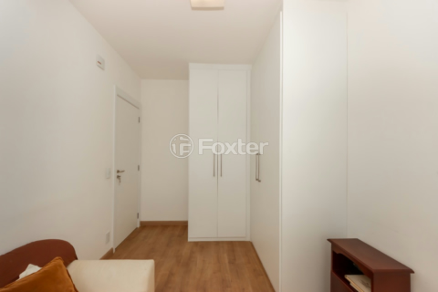 Image 33 - 918927