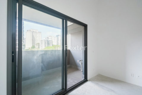 Image 35 - 918935