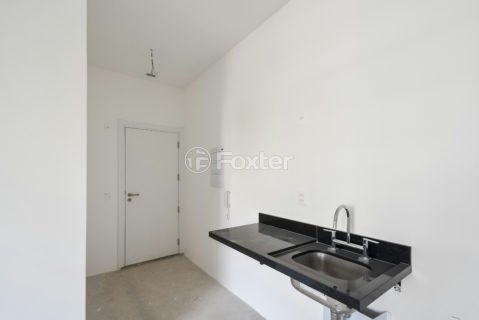 Image 32 - 918935