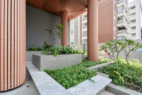Image 7 - 918935