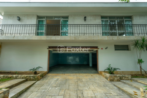 Image 9 - 918936