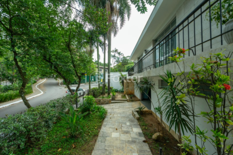 Image 3 - 918936