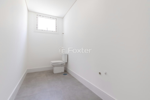Image 31 - 918980