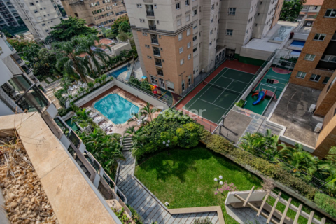 Image 15 - 918982