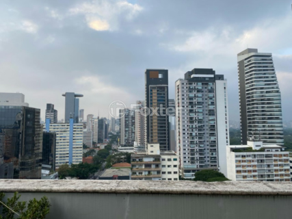 Image 10 - 919003
