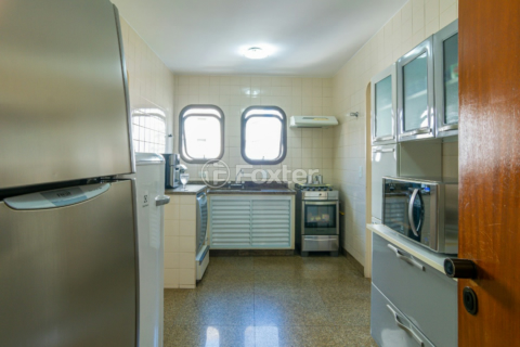 Image 14 - 919005