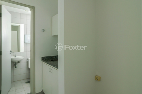 Image 13 - 919009